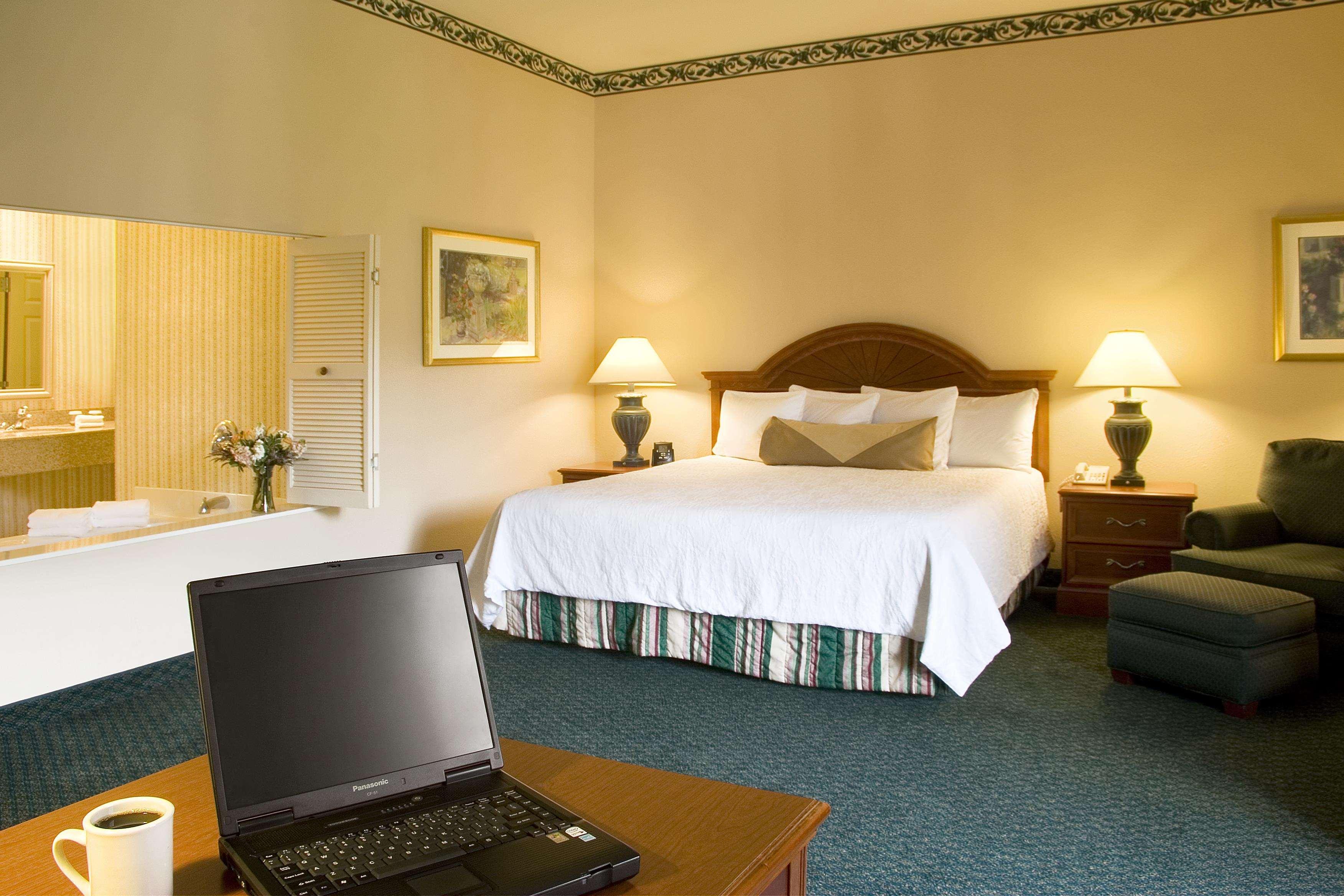 Hilton Garden Inn Сент-Чарльз Номер фото
