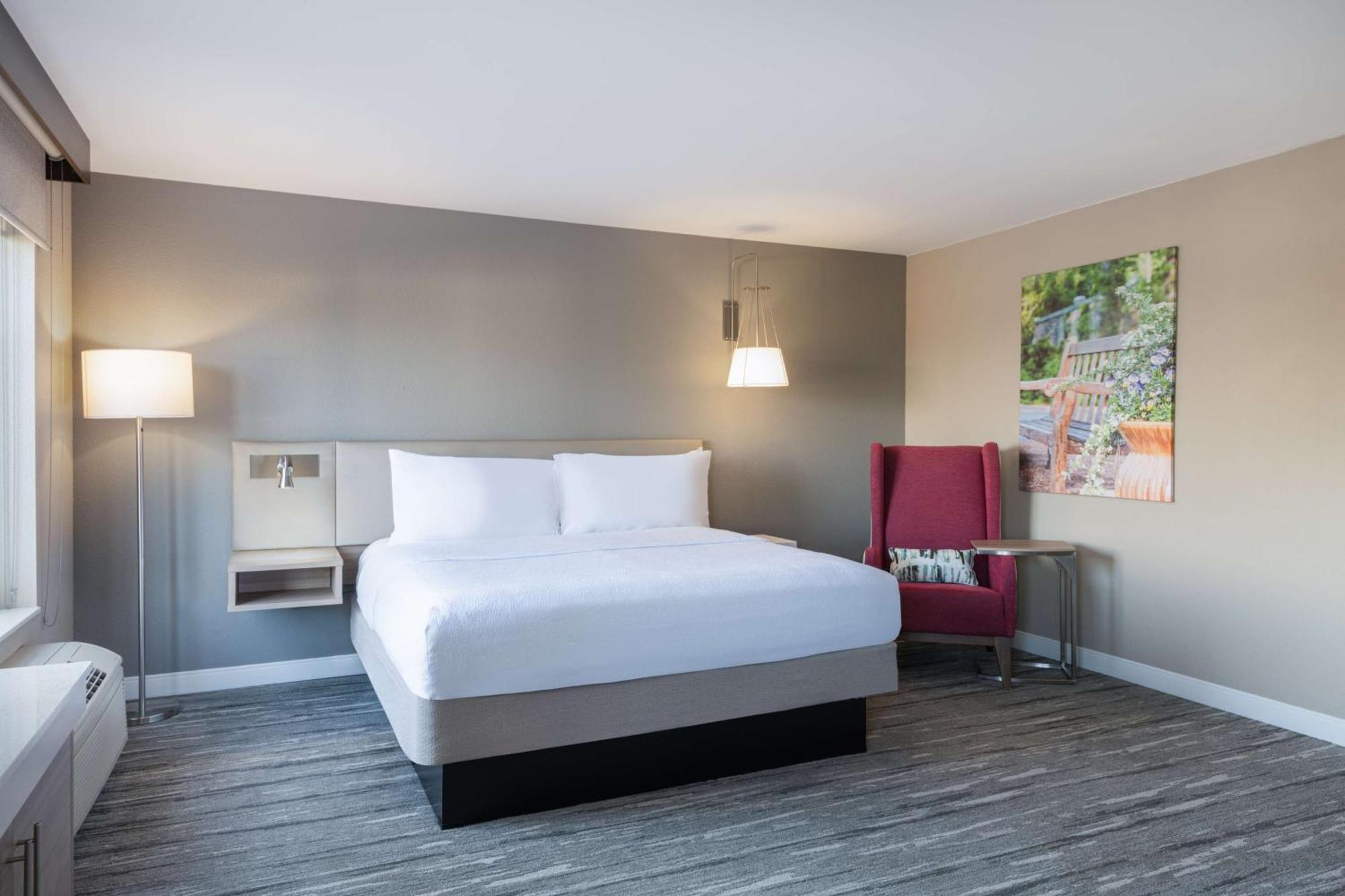 Hilton Garden Inn Сент-Чарльз Экстерьер фото