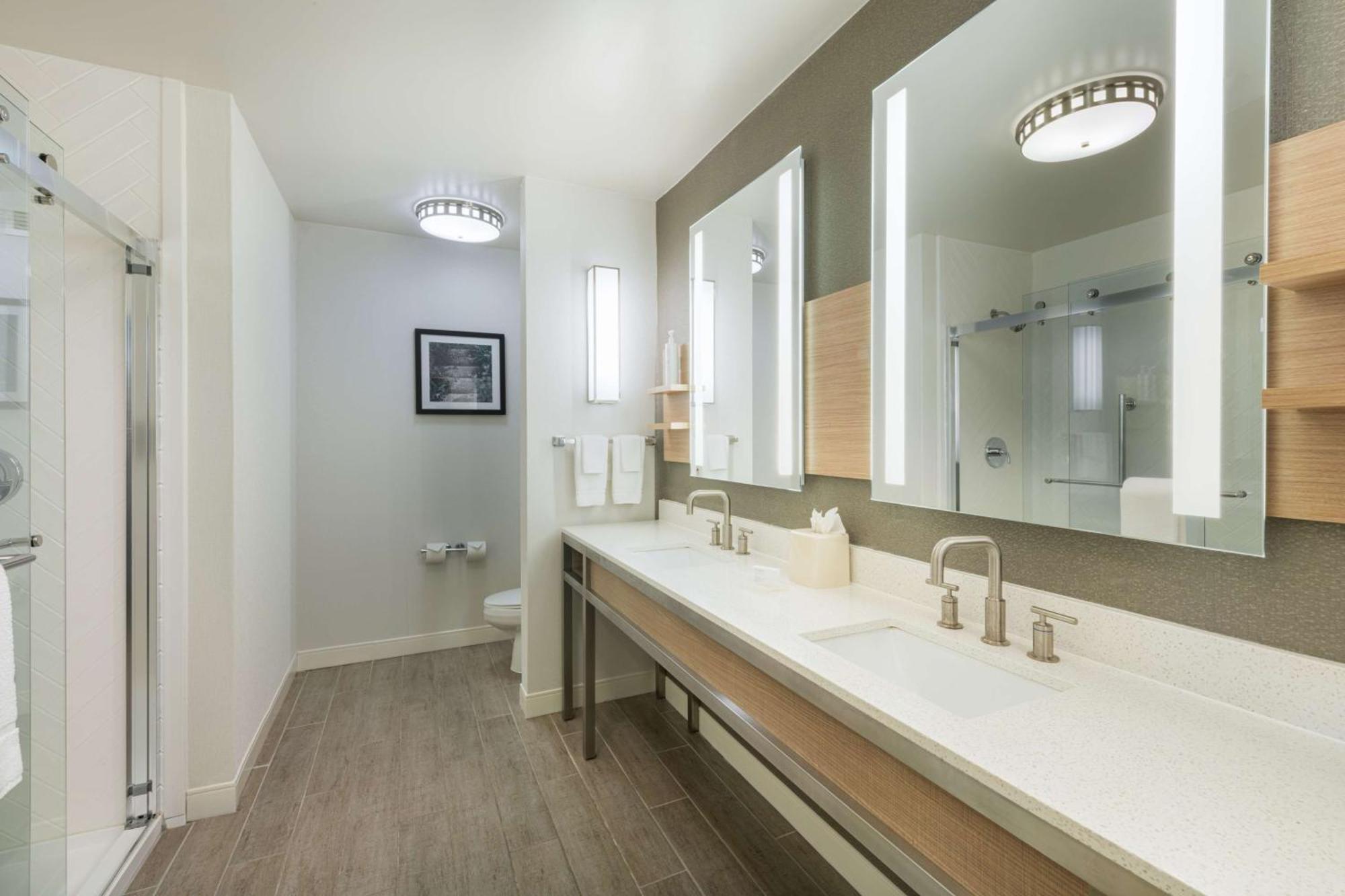 Hilton Garden Inn Сент-Чарльз Экстерьер фото