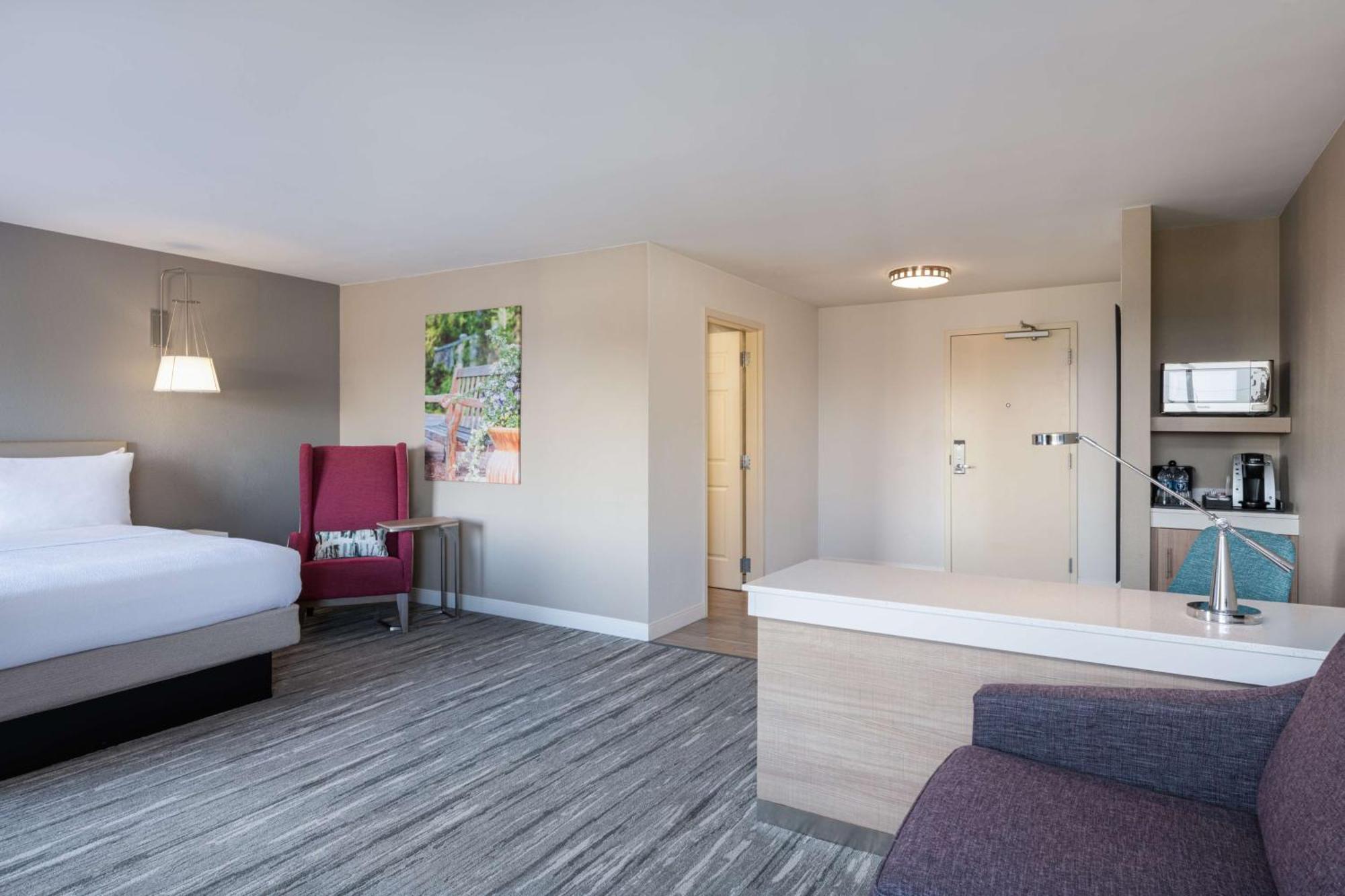 Hilton Garden Inn Сент-Чарльз Экстерьер фото
