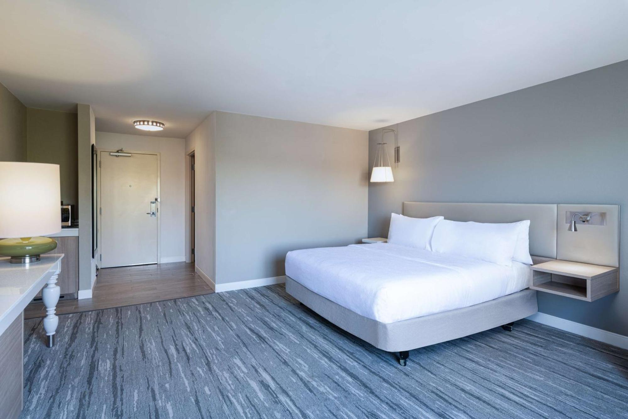 Hilton Garden Inn Сент-Чарльз Экстерьер фото
